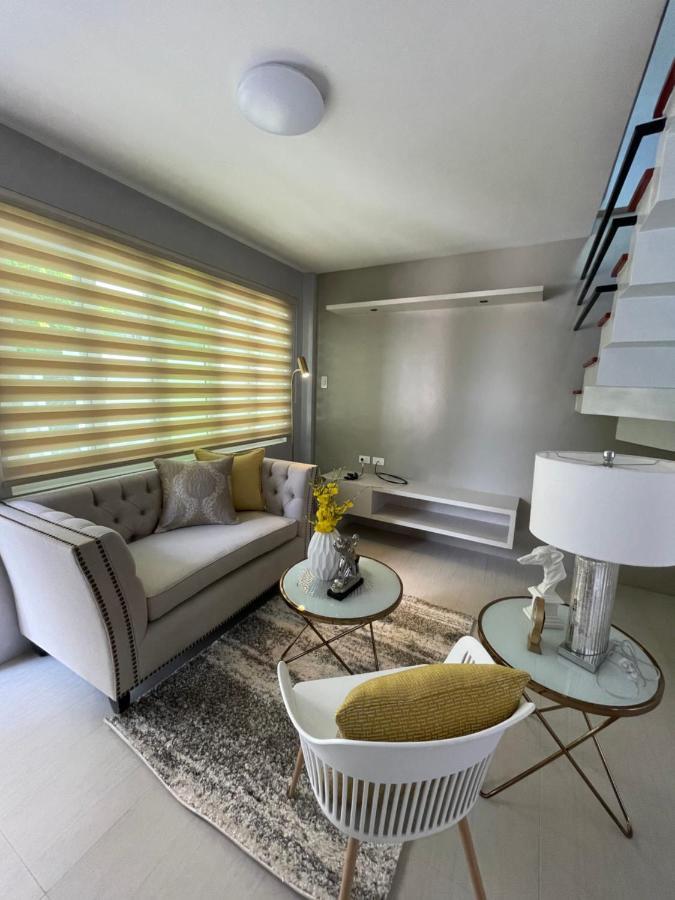 J Spazio Apartelle&Cafe Baranghauon Esterno foto